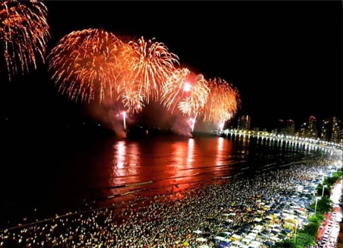 Апартаменты Ferias Incriveis Vista Mar Балнеариу-Камбориу Экстерьер фото